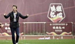 谢晖爆料足球视频,足球幕后精彩瞬间大曝光！